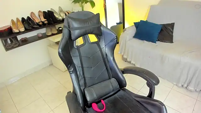 BellaFlaming's cam snapshot