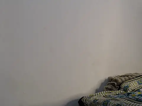 shyNia's cam snapshot