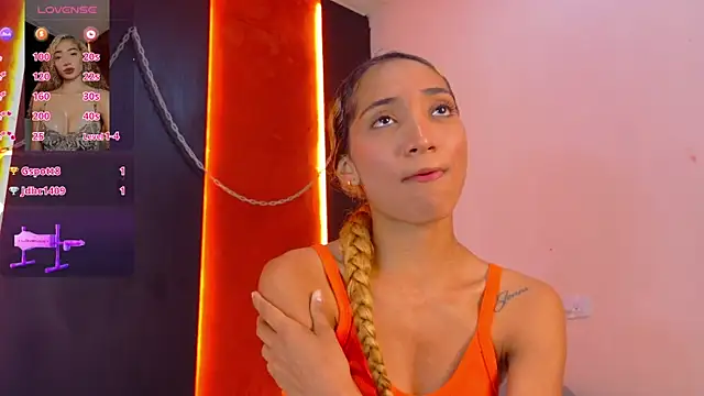 Charlotte_Love10 live sex cam