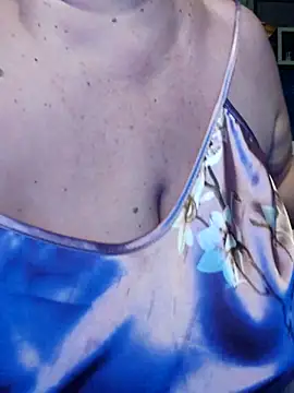 QueenPammy1 live sex cam