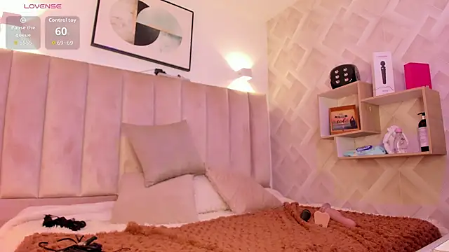 Clhoe_Johnson's cam snapshot