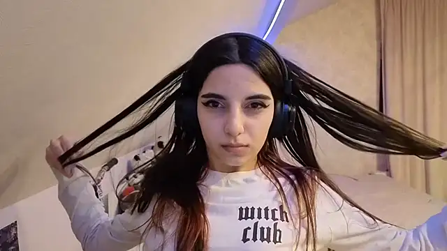 KizzieSchronce's cam snapshot