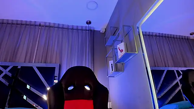 MAGIC_TESSA's cam snapshot