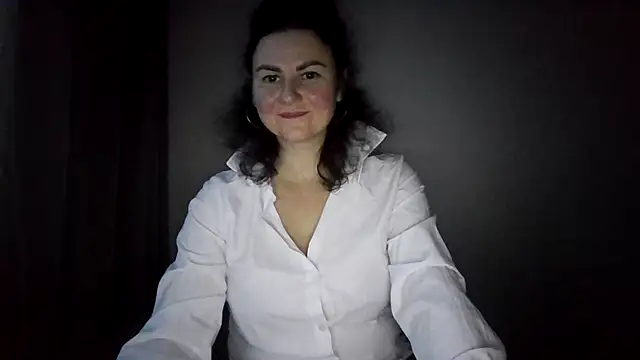 LexiMira254's cam snapshot