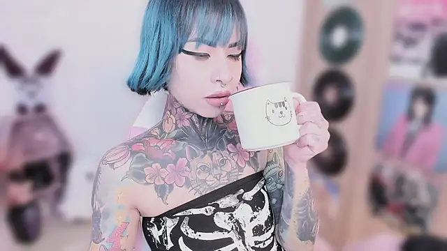 NikkiRamone live sex cam