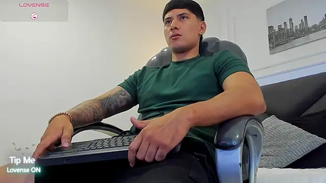 Damian23__ live sex cam