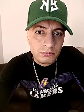 Kelv1n29 live sex cam