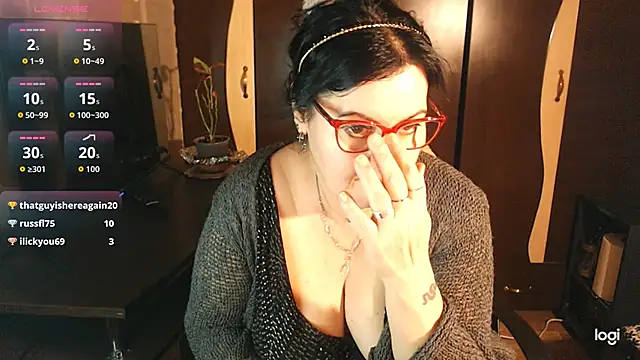 exiMIlf's cam snapshot