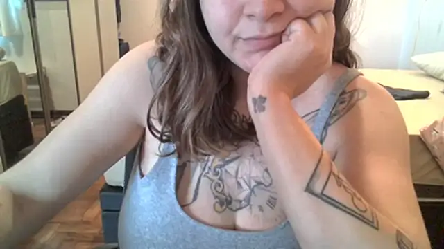 xxxluana's cam snapshot