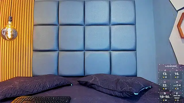 PAMELA-SMIITH's cam snapshot