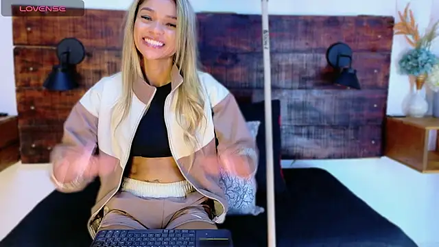 Celeste_sanz's cam snapshot