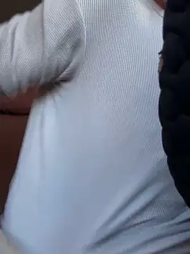 GoldenFlameGoddess's cam snapshot