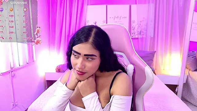 Mia_bm_'s cam snapshot