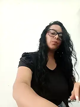 CAMILA--04's cam snapshot