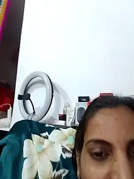 Sexy-Kavya2's cam snapshot