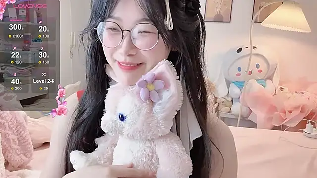 Luminous4173 live sex cam