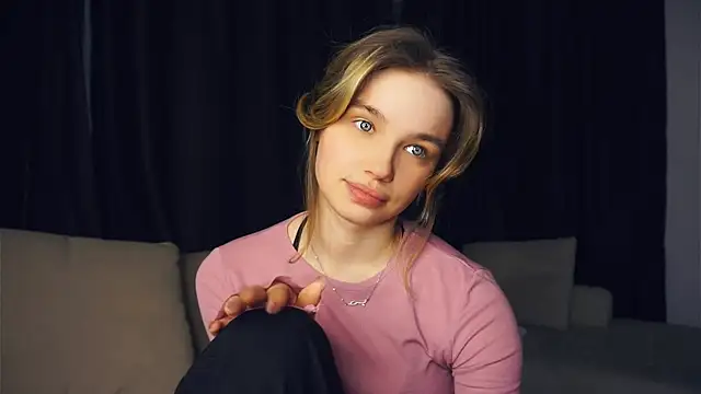 EarthaStinett's cam snapshot