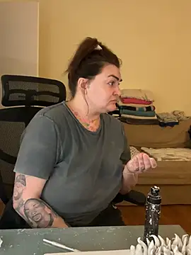 HeyBABYGIRL's cam snapshot