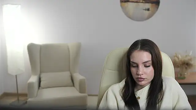 DovieWalth's cam snapshot