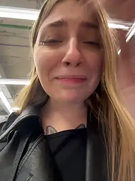 Sunny___Bunny's cam snapshot