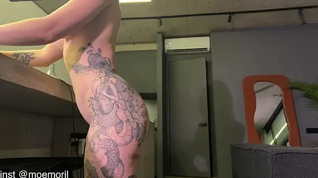 Golden_Aline live sex cam