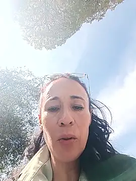 Coeur_de_luxure live sex cam