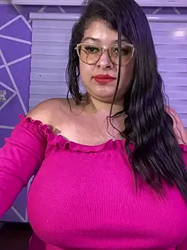 MiiaaJoness live sex cam