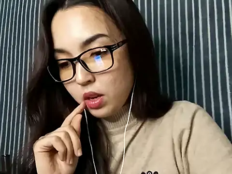 FineRheims's cam snapshot