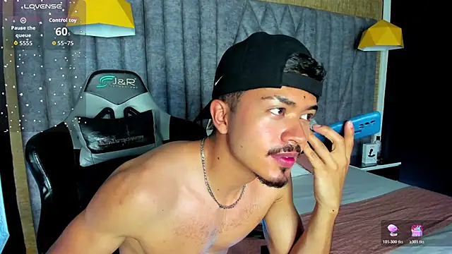 NicolaiKarav live sex cam