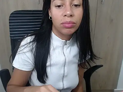 lisa_g07's cam snapshot