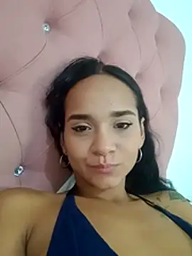 Maria_x_Alejandra's cam snapshot