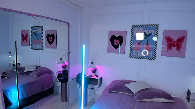 Zoe_Lynch_'s cam snapshot