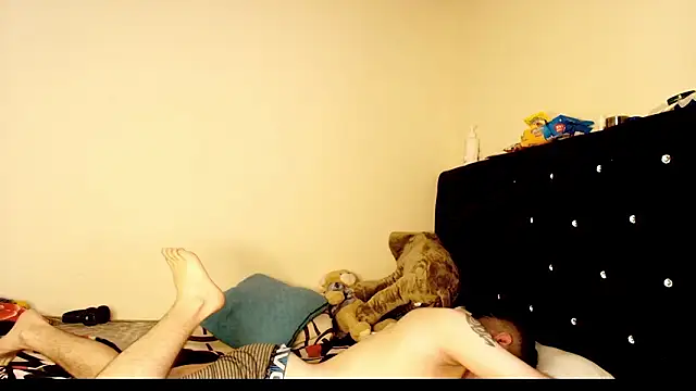 Kymberlyandlucas2's cam snapshot