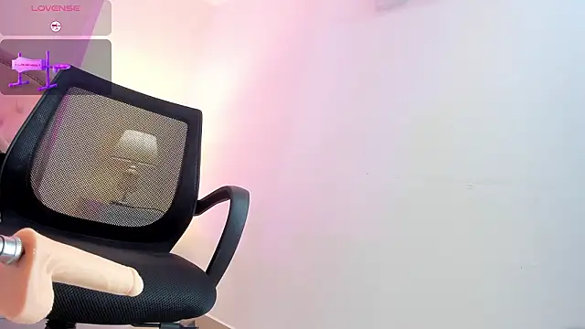 Zaya_22's cam snapshot