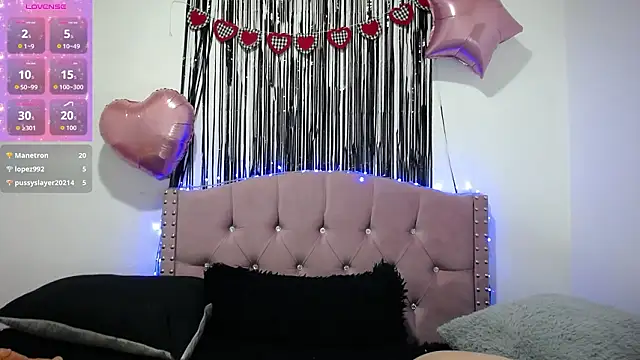 emily_cooper_pym's cam snapshot