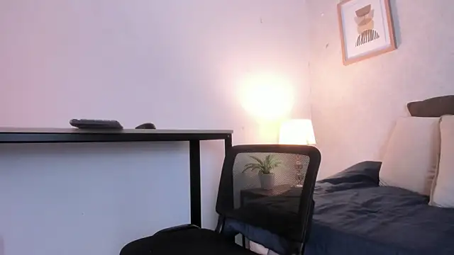 Caroline_dh's cam snapshot