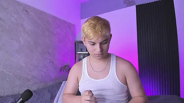 badkenn live sex cam