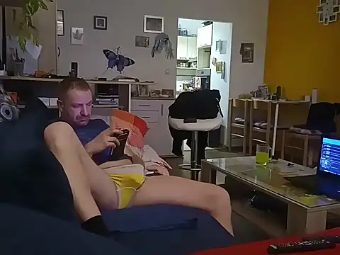 82liska's cam snapshot