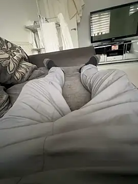 Itsme763's cam snapshot