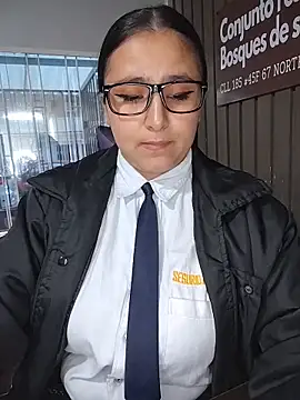 Cute_Penelope's cam snapshot