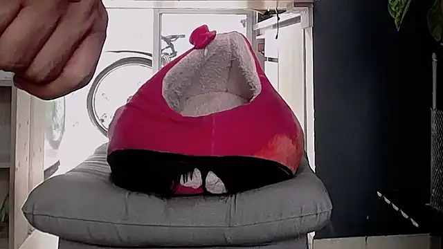 callme_douglas's cam snapshot