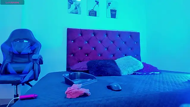 Liamsubtle01's cam snapshot