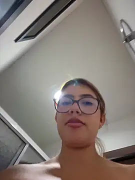 sara_calderon live sex cam