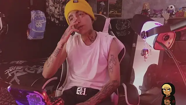 AcidMilo live sex cam