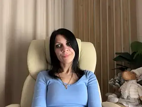 InjaAtHome live sex cam