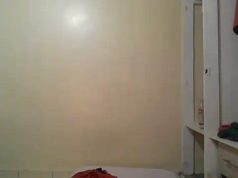 SheSwallowsItAll's cam snapshot