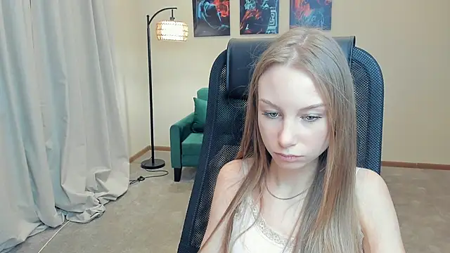 CarmenLipkin's cam snapshot