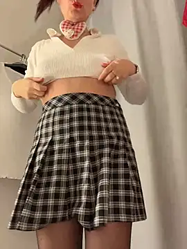 NataKitten live sex cam