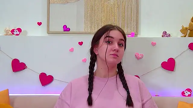 ChristinaMilton live sex cam