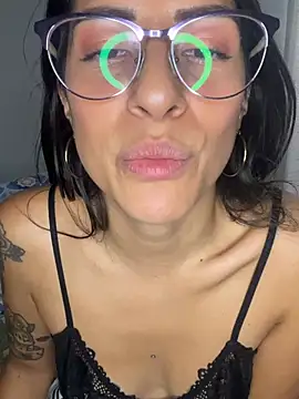 moronoiroficial live sex cam